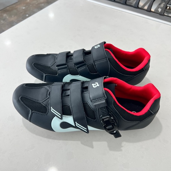 Peloton Men’s Cycling Shoes - Picture 2 of 13